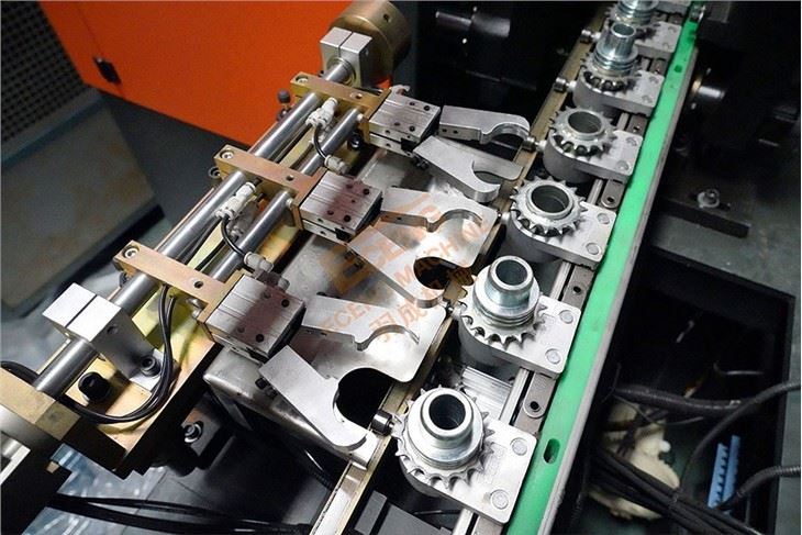 Q4500 Carbonated Beverage Bottle Pet Blowing Machine