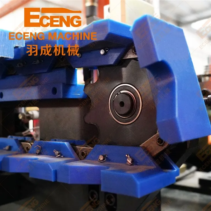 3 Cavities 2L European Technology Pet Blowing Machine Q4500